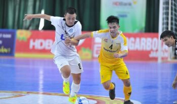 cuoc-canh-tranh-khoc-liet