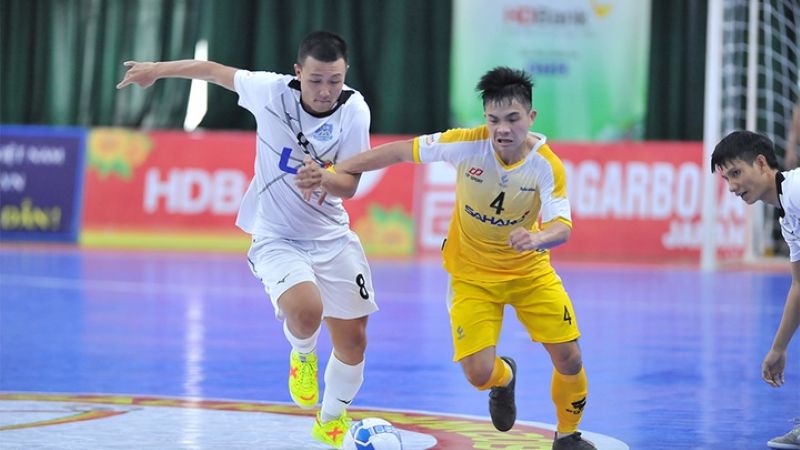 cuoc-canh-tranh-khoc-liet